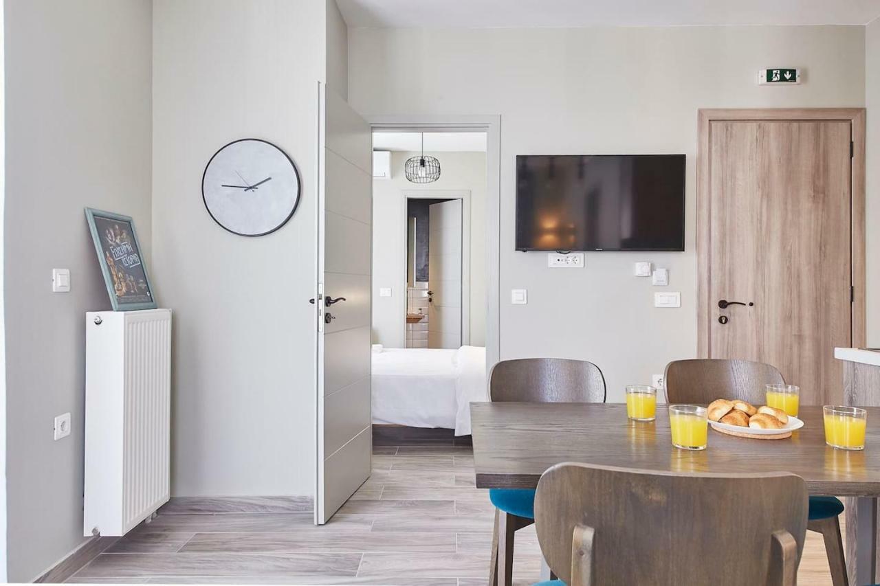 Spacious Suite W. Huge Balcony + Acropolis View Αθήνα Εξωτερικό φωτογραφία